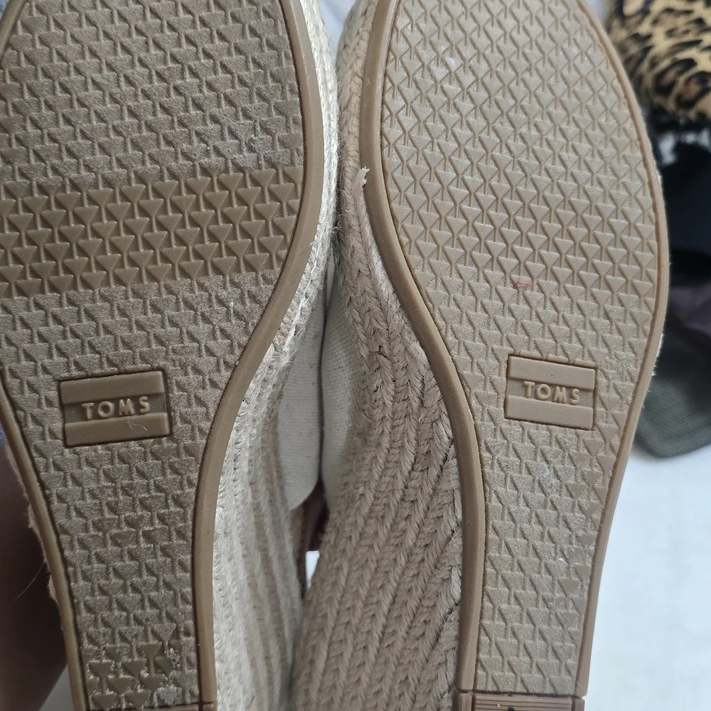 Toms Beige Canvas Espadrille Wedge Sandals with Tan Strap